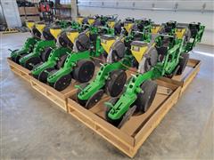 John Deere Max Emerge XP Cast Iron Shank Row Units 