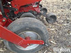 items/0c72e90466b7ef1195f6000d3a620d5e/2011caseih125024row30planter_50343b12fbad43f6a23423471e3f7768.jpg