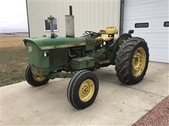 1969 John Deere 1020 2WD Tractor 