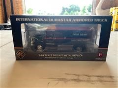 International DuraStar First Gear 1:34 Armored Truck 