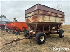 M&W 300 Lil Red Wagon Gravity Wagon 