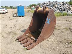 Caterpillar 38" 5-Tooth Excavator Bucket 