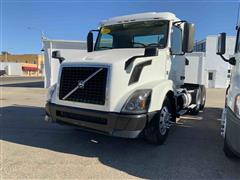 2015 Volvo VNL Day Cab T/A Truck Tractor 