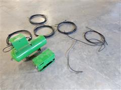 items/0d27343c2469ed11a76e0003fff9401b/johndeere1770ntelectricaircompressorwtankvalve_4e74259c5f764626894f97e0dbe59b26.jpg