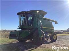 1999 John Deere 9510 Maximizer Combine 