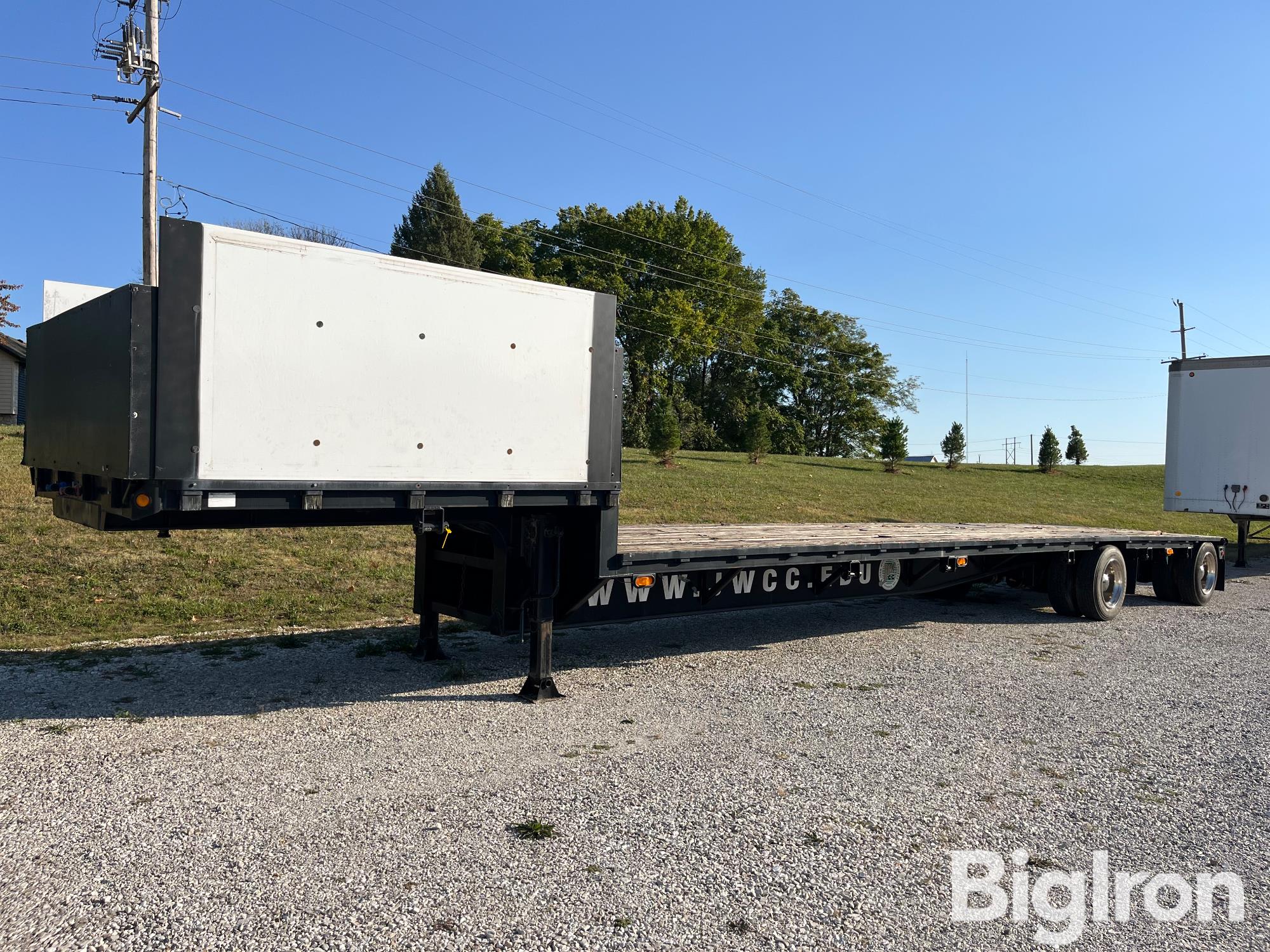 1992 Fontaine 48' T/A Spread Axle Drop Deck Trailer 