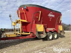 Supreme International 1700TR Feed Wagon 