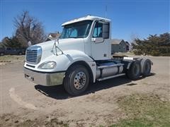 2005 Freightliner Columbia T/A Truck Tractor 