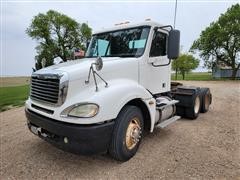 2005 Freightliner Columbia 120 T/A Day Cab Truck Tractor 