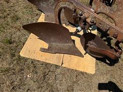 items/0e1255389a55ef11a4e60022488ec0a9/dearborn2bottomplow-4_1b7ebe40b4fa4b4cb0413c16a729dac3.jpg