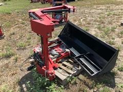 Mahindra 2638 CL Loader W/68" Bucket 