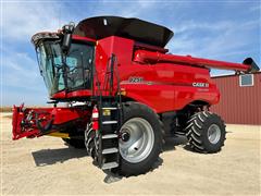 2022 Case IH 8250 2WD Combine 