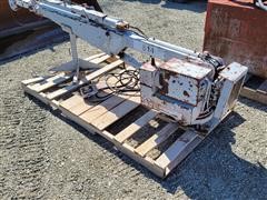 Iowa Mold Tooling S14HM14 Hydraulic Crane 