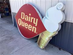 Dairy Queen Lighted Sign 