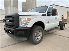 2011 Ford F350 XL Super Duty 4x4 Extended Cab & Chassis Pickup 