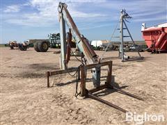 A Crane 3-Pt High Lift 