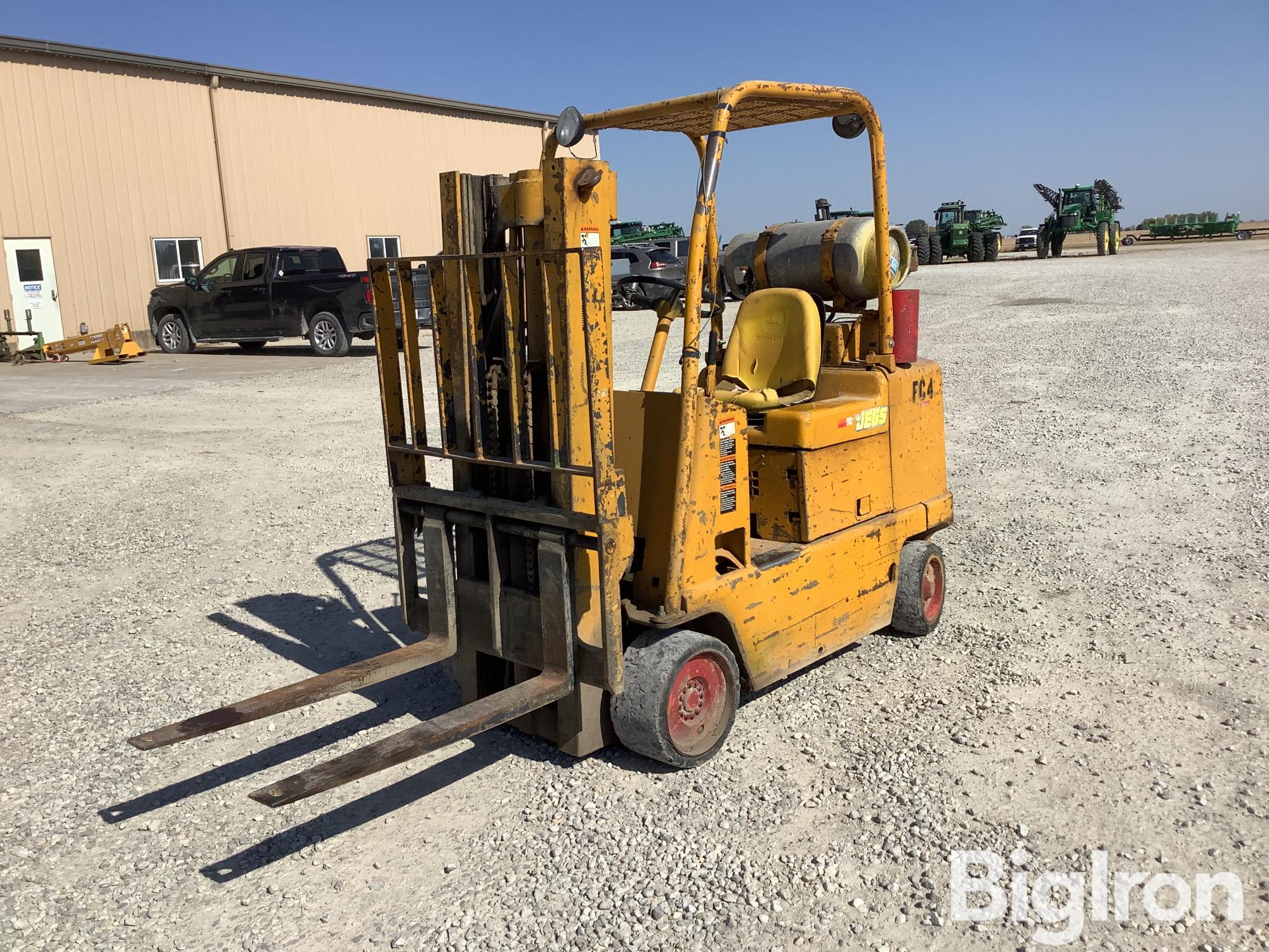 Towmotor T50 Forklift 