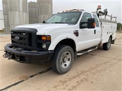 2009 Ford F350XL Super Duty 4x4 Extended Cab 4 Door Service Truck 