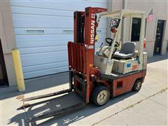Nissan 30 Gas Powered Forklift 