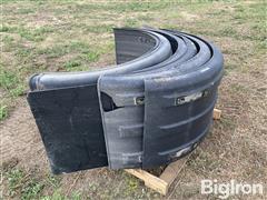 Minimizer Truck Tub Fenders 