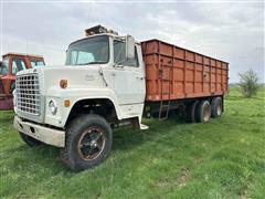 1974 Ford 800 Wheat Truck 