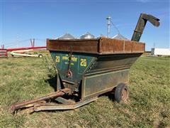 North American Grain-O-Vator Series 20 Feed Wagon 