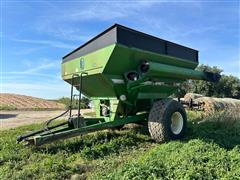 Brent 672 Grain Cart 