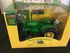 1937 John Deere D Die Cast 2WD Tractor 