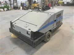 1997 Clarke American-Lincoln MPV-60 XP Industrial Shop Sweeper 