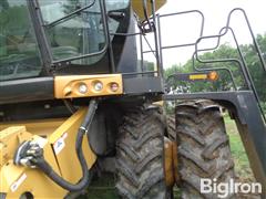 items/109ea1faa248f01195f37c1e5239afe0/2011-claas-lexion-750-2wd-combine_5b24b35116cf4871b92cd085957e069b.jpg