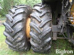 items/109ea1faa248f01195f37c1e5239afe0/2011-claas-lexion-750-2wd-combine_629c202c1e5240a2b8d55ecc7aa15c67.jpg