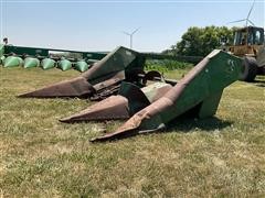 John Deere 343 Corn Head 