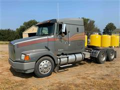 1988 White GMC Aero WIA64T T/A Truck Tractor 