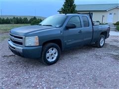 2009 Chevrolet K1500 LT Silverado 4x4 Extended Cab Short Box Pickup 