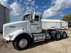 2007 Kenworth T800 T/A Day Cab Truck Tractor 