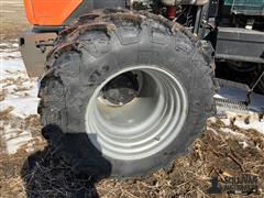 items/11d0edba64f1ef11a4de002248916f6f/agco-9815-mfwd-tractor_27fb1963e98e463d980c956f3dfba8fb.jpg