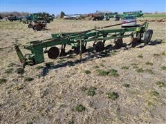 John Deere 1450 Semi Mount Plow 