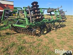 John Deere 724 Field Cultivator 