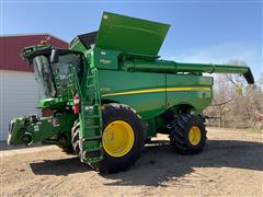 2020 John Deere S770 2WD Combine 