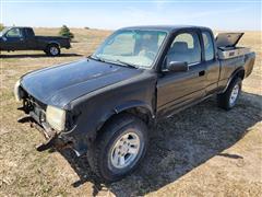 1998 Toyota Tacoma 4x4 Extended Cab Pickup 