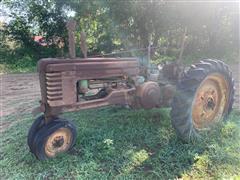 1951 John Deere B 2WD Tractor 