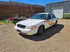 2009 Ford Crown Vic Police Car 