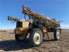 Ag-Chem RoGator SS1074 4WD Self-Propelled Sprayer 