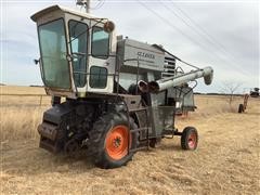 Gleaner K Combine 