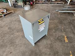 items/13acc382f734ef11a296000d3ad41af2/squaredgeneralpurposetransformer-2_e3c94315d5fc434a8cb7e4c95072fb35.jpg