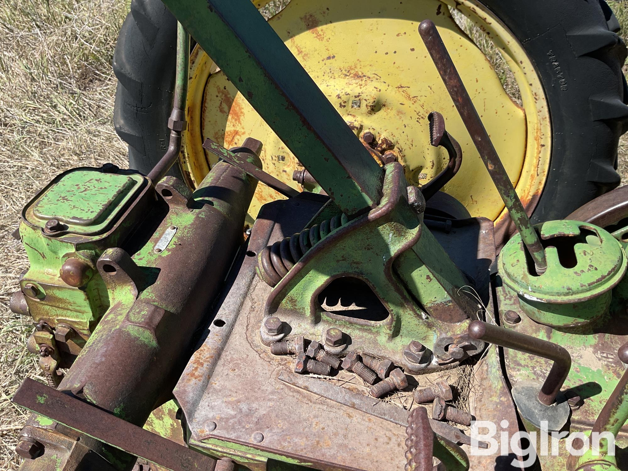 items/13b3712d68734658a5adff0c148a6c38/1941johndeereearlystyledb2wdtractor_6dbbfe43011b4f7982fd25e5335f1f0e.jpg