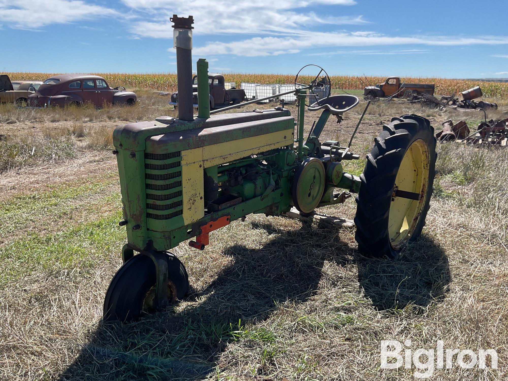 1941 John Deere B 2WD Tractor 