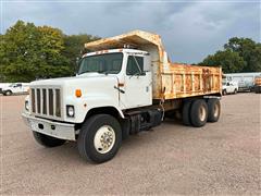 1997 International 2574 T/A Dump Truck 