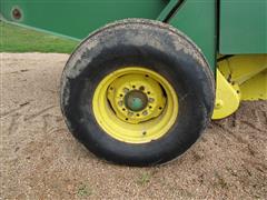 items/14412bb9881bee11a81c000d3a61103f/johndeere530roundbaler-80_a2fef416240e4a8988d3b291d65bbdec.jpg