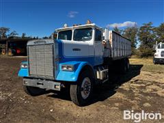 1986 Freightliner T/A Grain Truck 